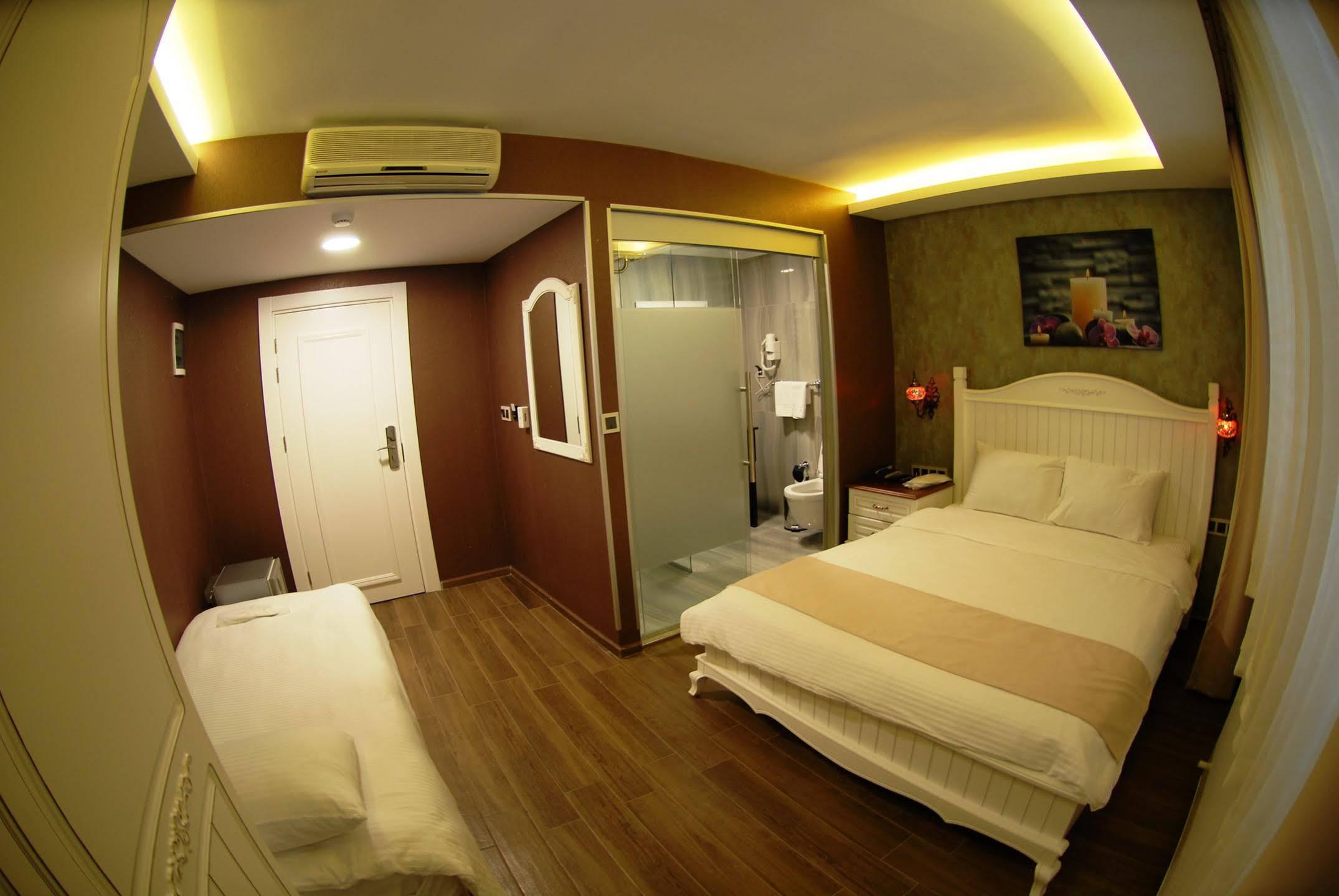 Trilye Kaplan Hotel 穆达尼亚 外观 照片