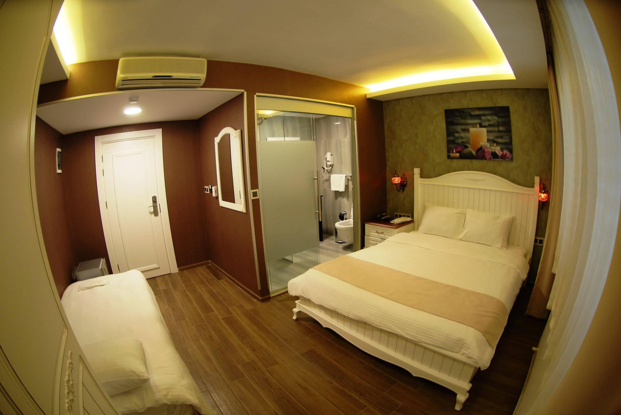Trilye Kaplan Hotel 穆达尼亚 外观 照片